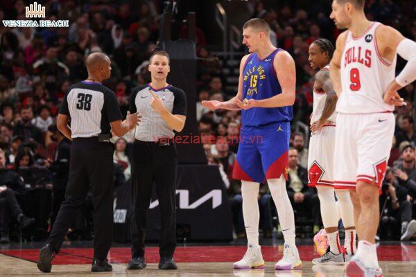 Controversies surrounding ejections in basketball